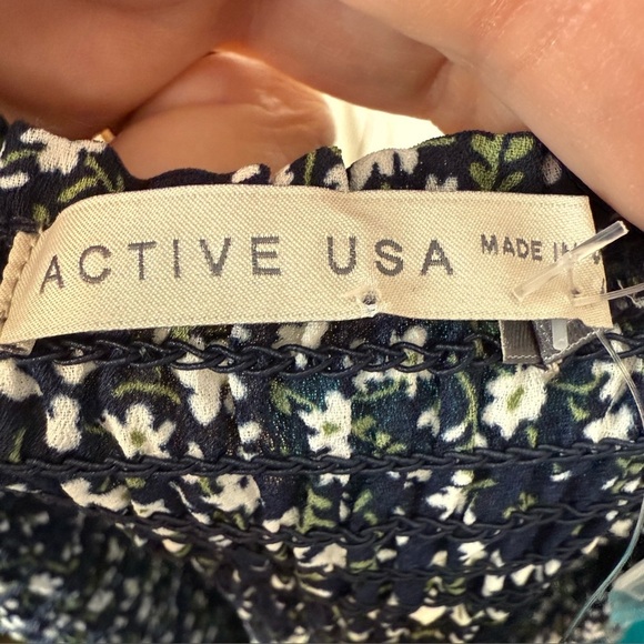 NWT Active USA Women's L 17" PTP STRETCHY Melon Sleeve Accordion Back w/ Buttons - Picture 8 of 9